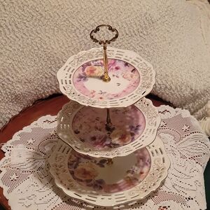 Vintage-Inspired Maison Blanc Tea Time Floral 3 Tiered Serving Stand